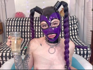 piss latex